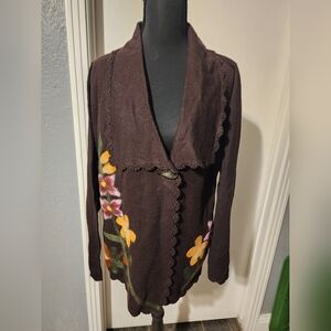 100% Wool Embroired Artistica Cardigan. Size Small.